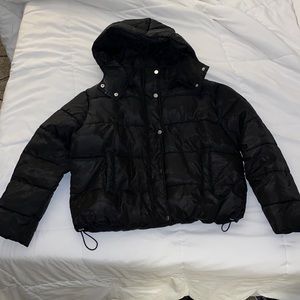 Cropped puffer jacket